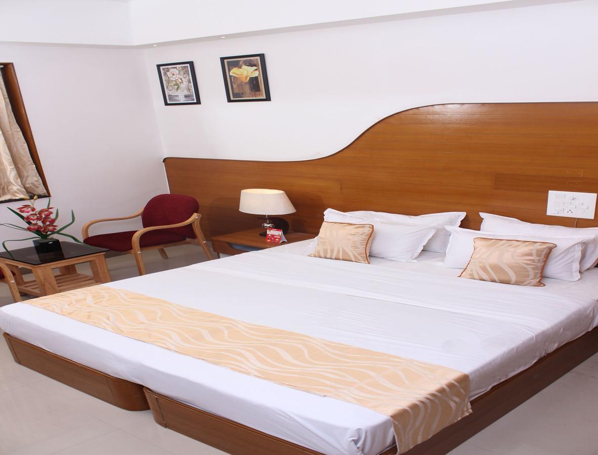 Oyo 1998 Hotel Nityotsava Residency Mysore Exterior photo